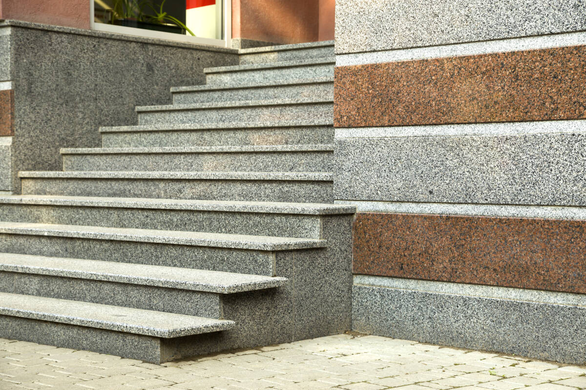 Comment se déroule l&#8217;installation d’un escalier en granit ? Wittenheim